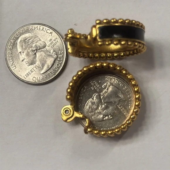 YSL VINTAGE YVES ST LAURENT black and gold clip on hoop earrings NEW CONDITION! - Picture 10 of 13